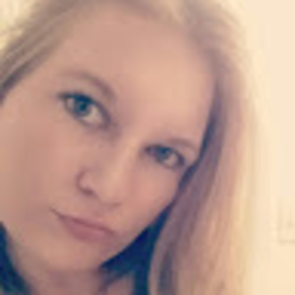 Meet your Posher, Laurie